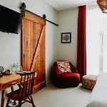 La Paulowna Boutique Hotel Den Haag