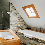 La Paulowna Boutique Hotel 3*